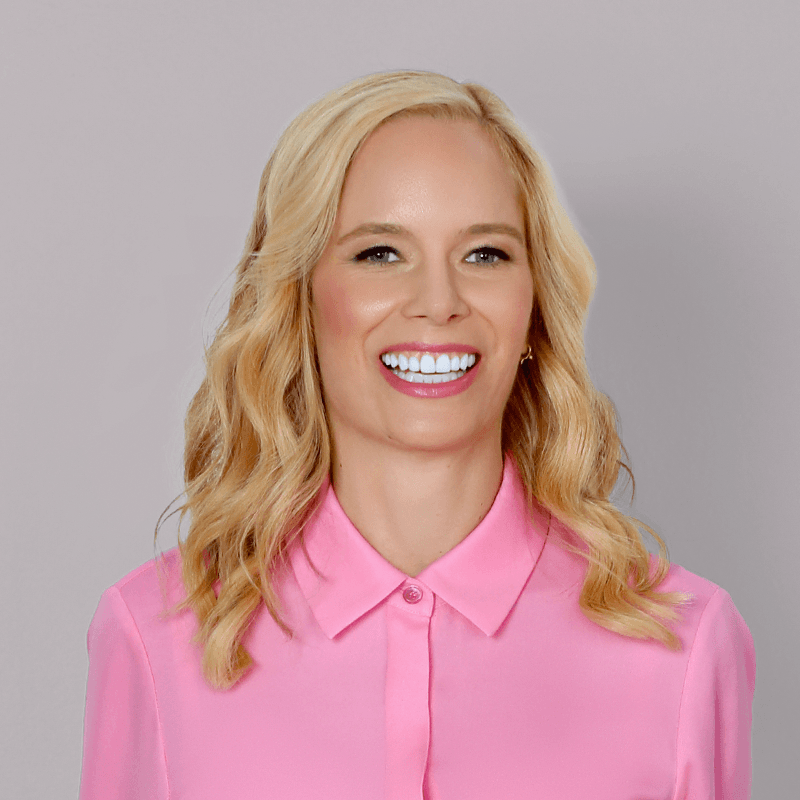 Regan Robinson (Chief Futurist, Business Strategist, Future Fit™ Podcast Host, Advisor & Investor)